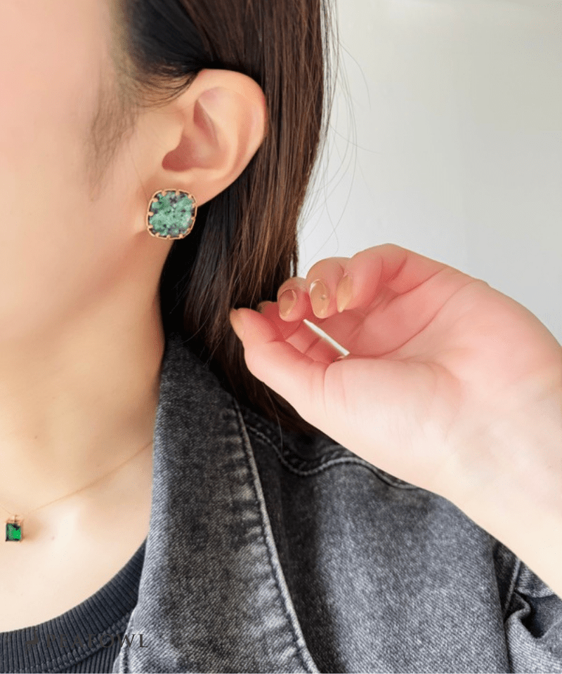 Marble Green Pierce - peafowl