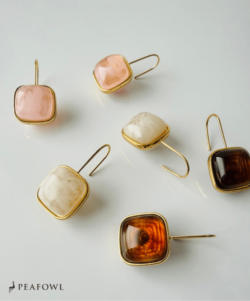 Marble Square Hook Pierce - peafowl