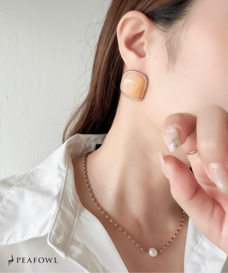 Marble Volume Pierce - peafowl
