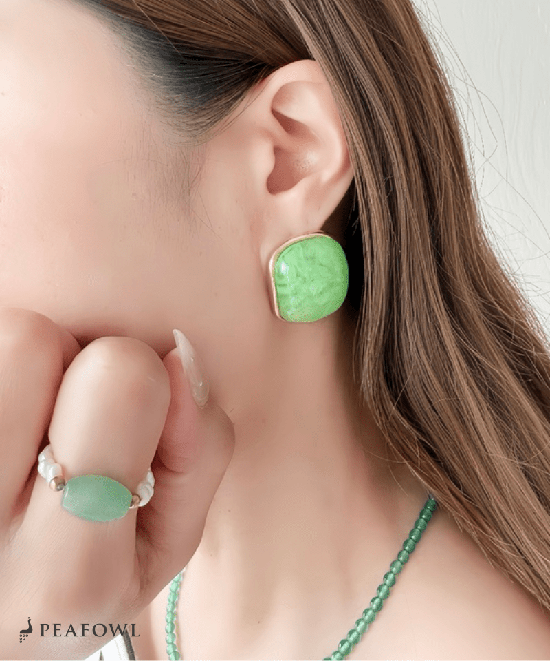 Marble Volume Pierce - peafowl