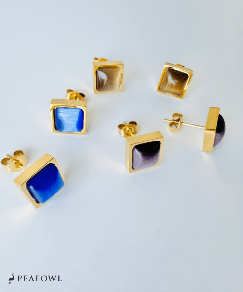 Modern Block Stone Pierce - peafowl