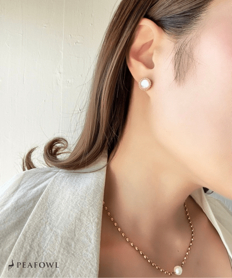 Modern Pearl Circle Pierce - peafowl