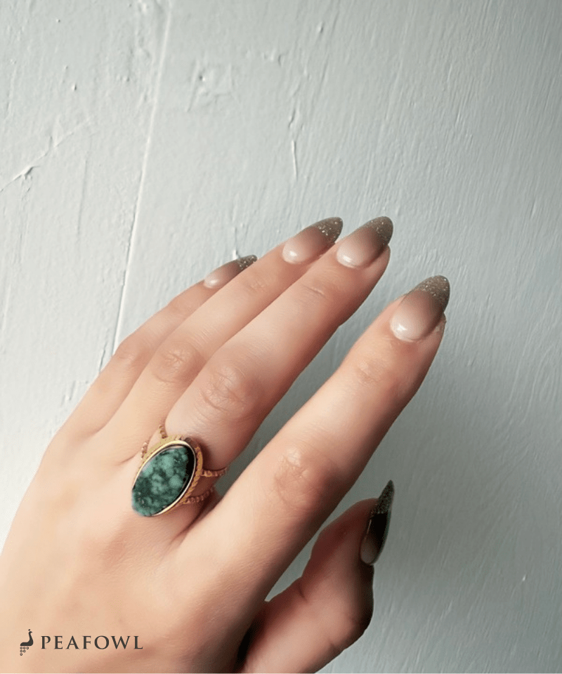 Moss Oval Ring - peafowl