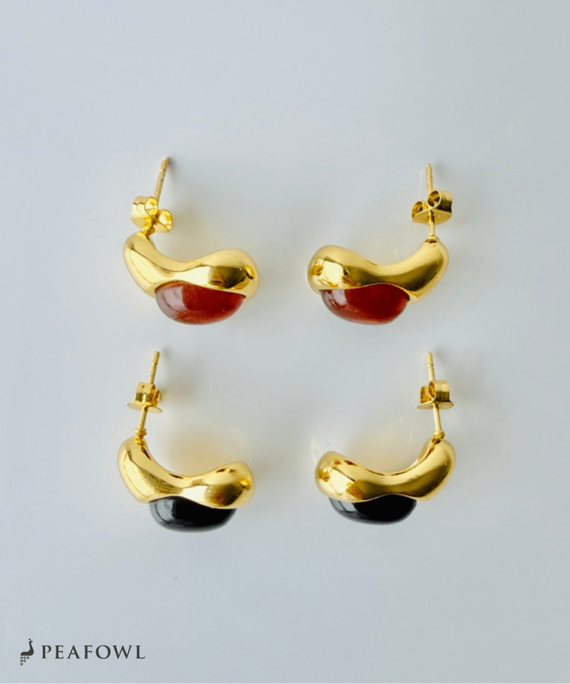 Nuance Oval Pierce - peafowl