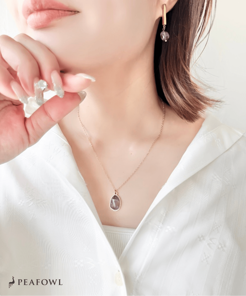 Nuance Stone Necklace - peafowl