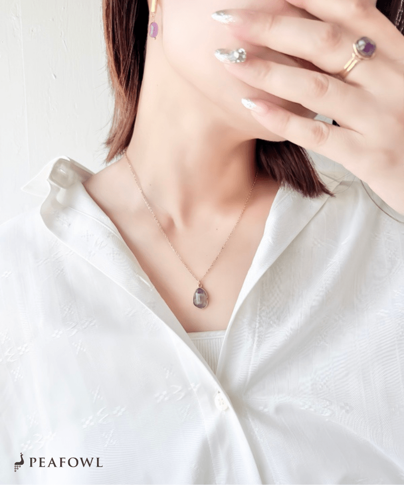 Nuance Stone Necklace - peafowl