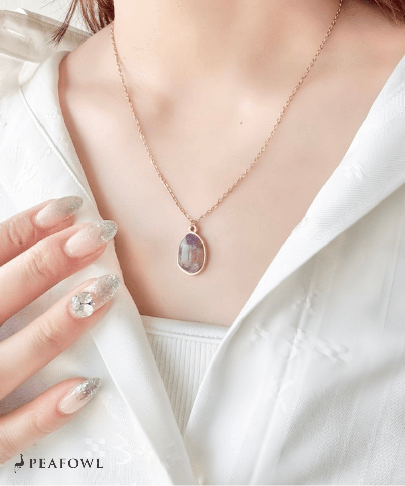 Nuance Stone Necklace - peafowl
