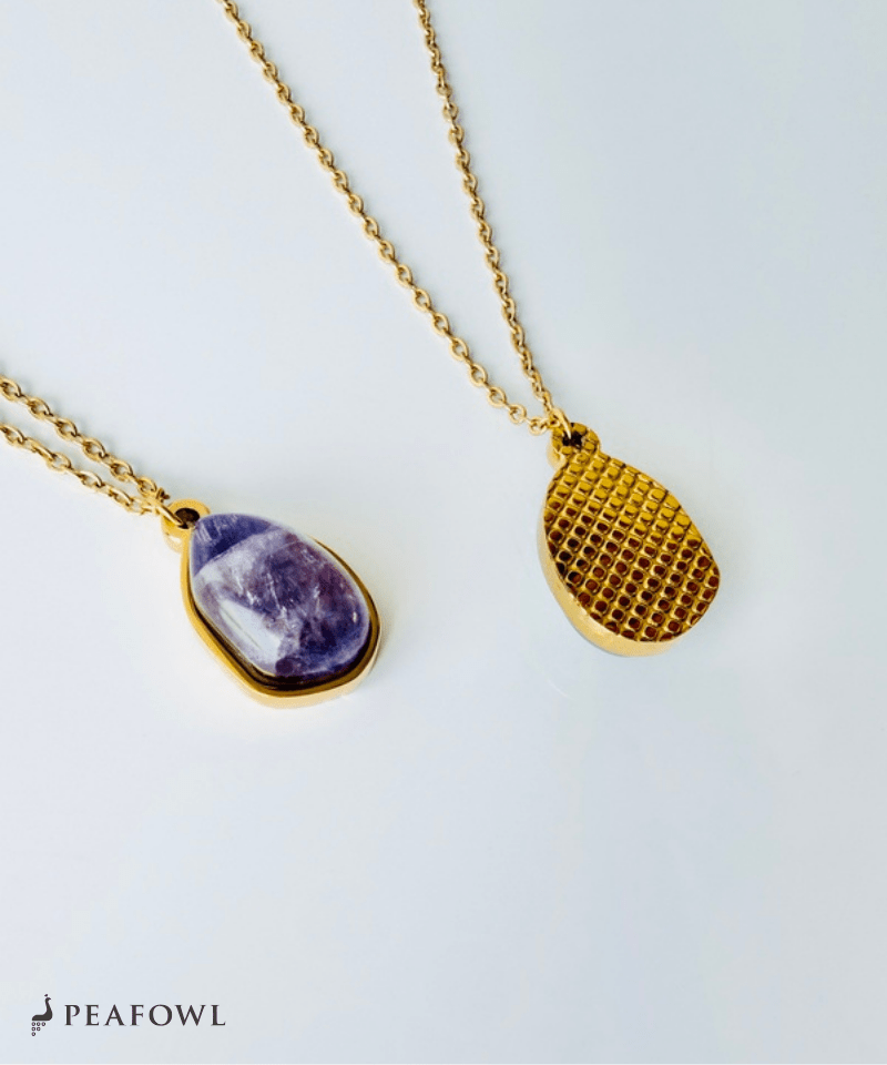 Nuance Stone Necklace - peafowl