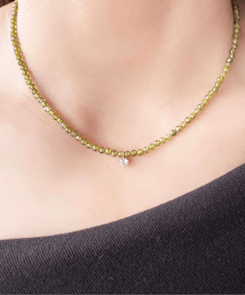 Olive Beads Necklace - peafowl