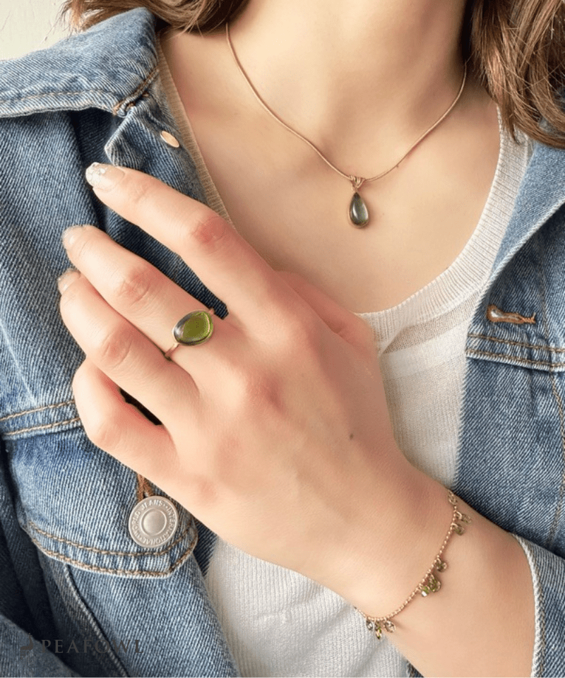 Oval Glass Ring - peafowl
