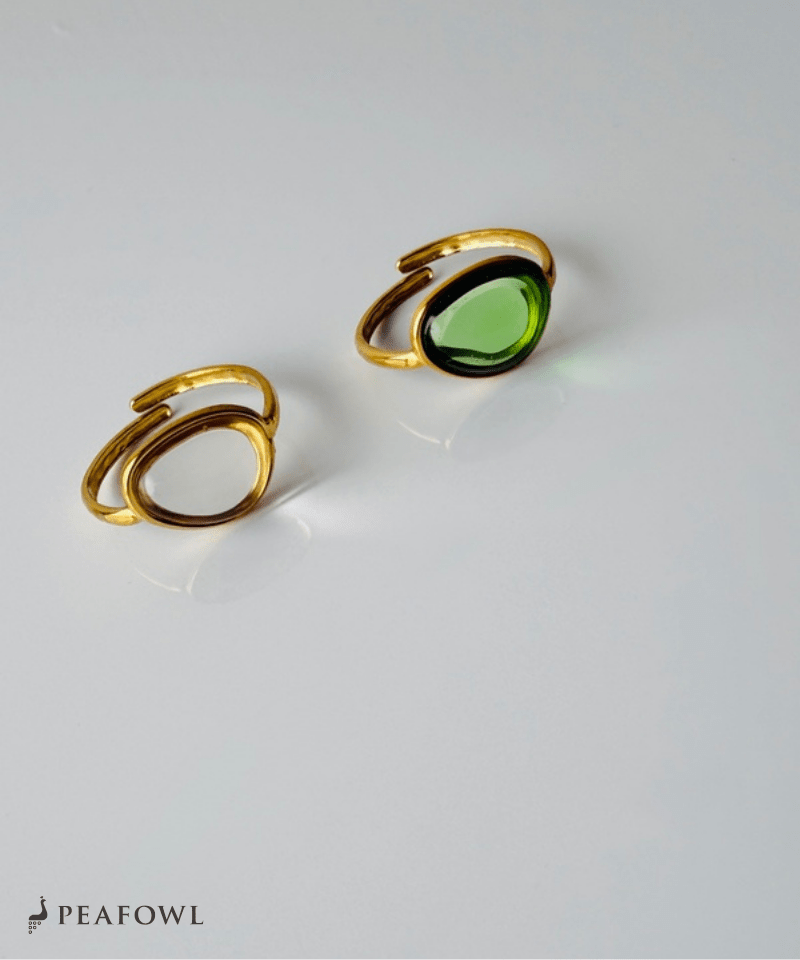 Oval Glass Ring - peafowl