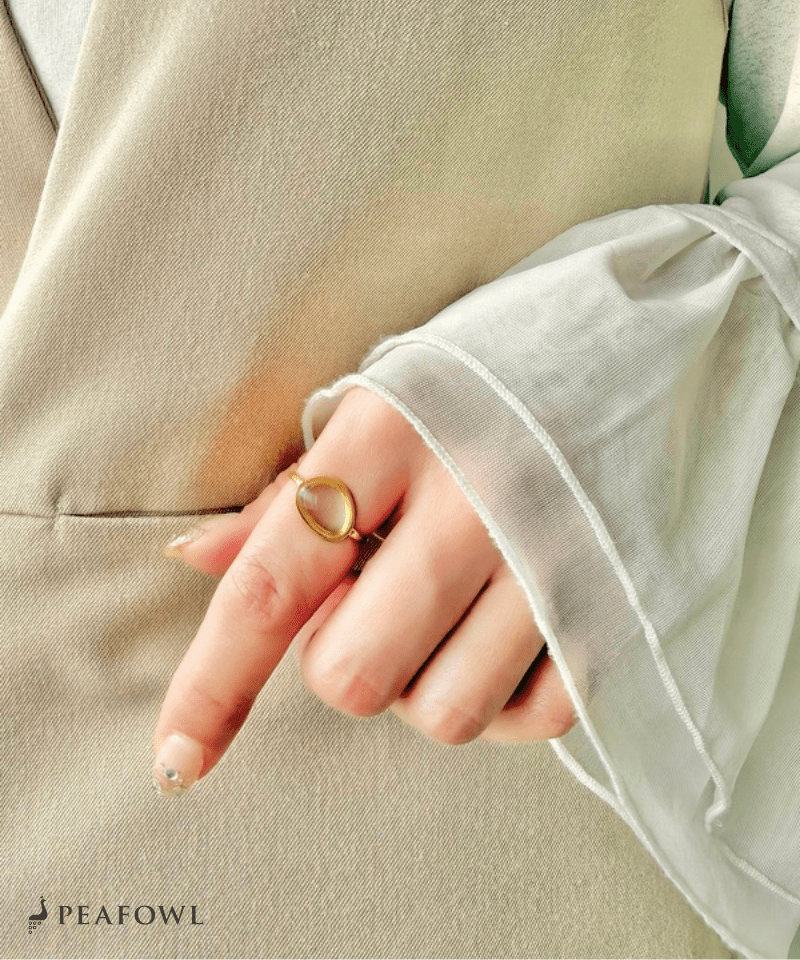 Oval Glass Ring - peafowl