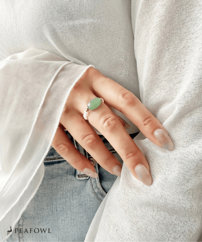 Oval Stone Pearl Ring - peafowl