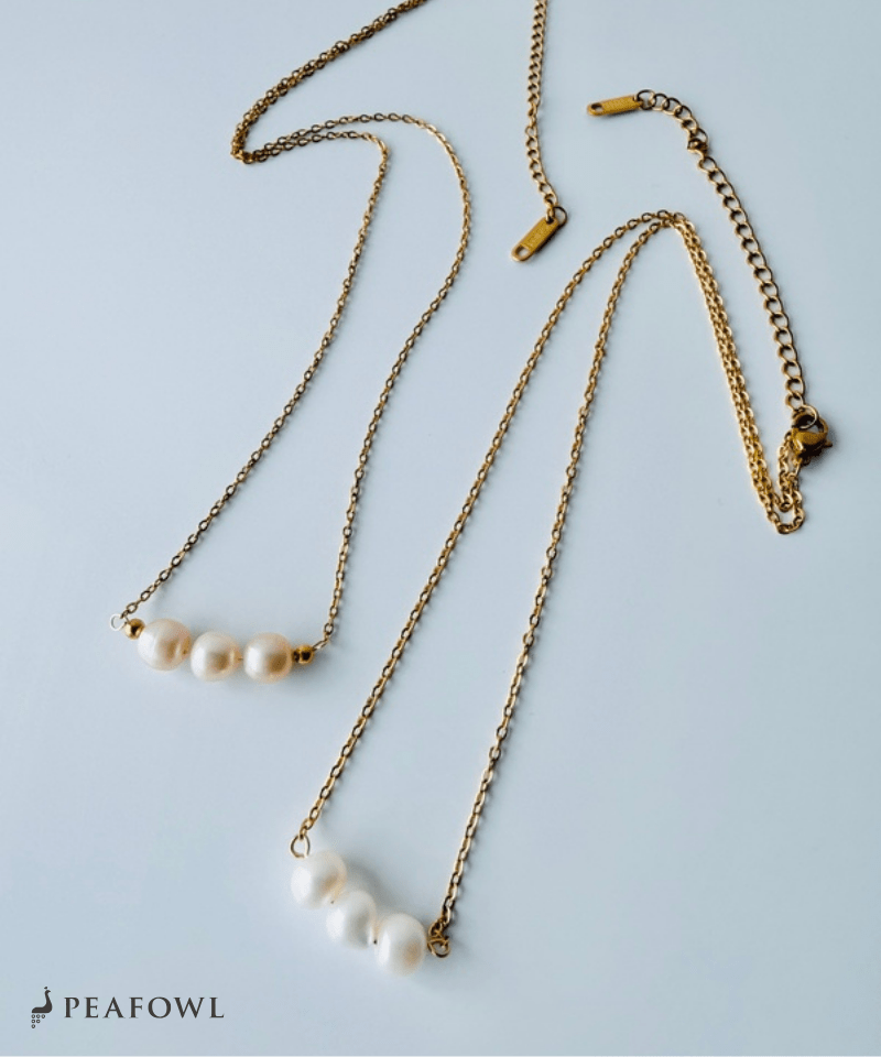 Pearl Bar Necklace - peafowl