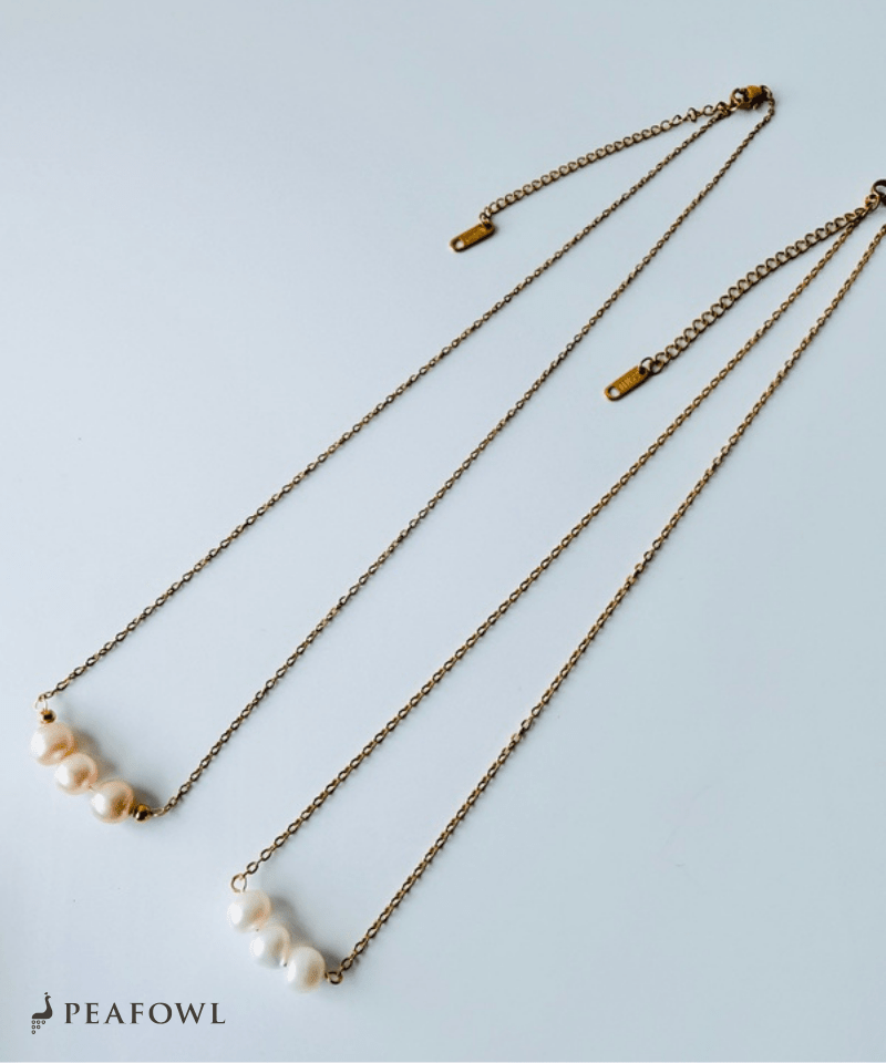 Pearl Bar Necklace - peafowl