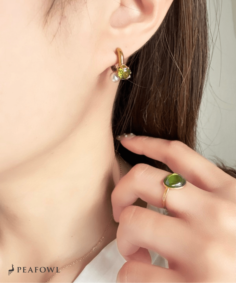 Pearl Mix Hoop Earring - peafowl