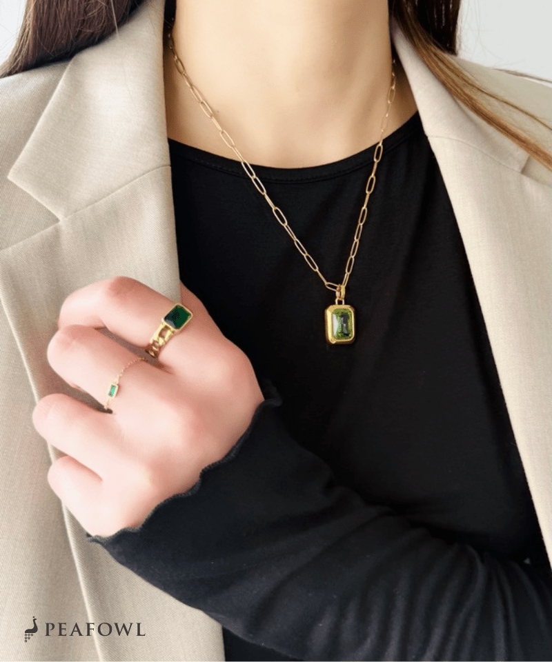 Rectangle Green Chain Necklace - peafowl