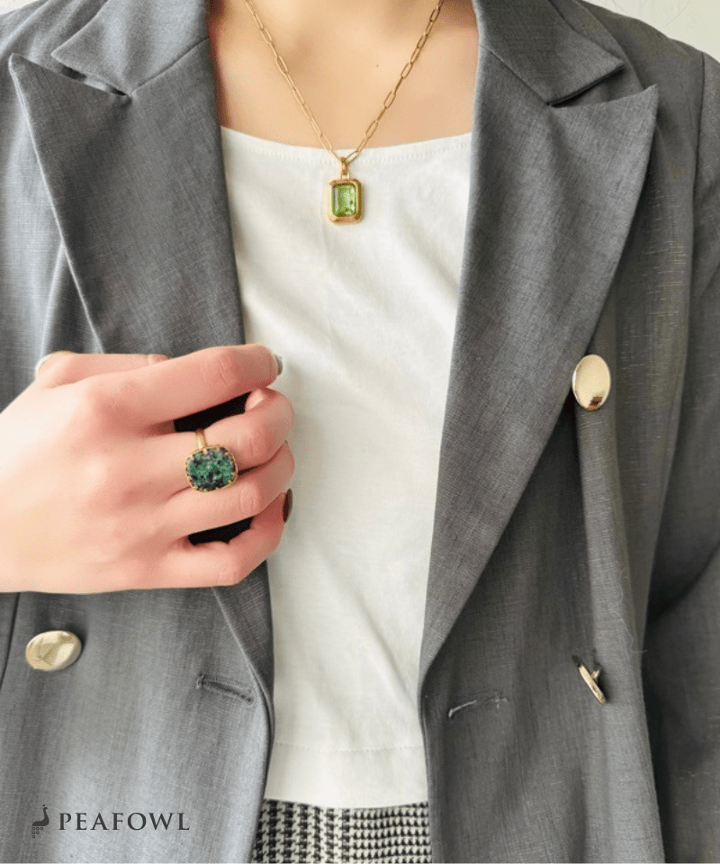 Rectangle Green Chain Necklace - peafowl
