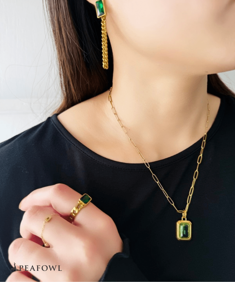 Rectangle Green Chain Necklace - peafowl