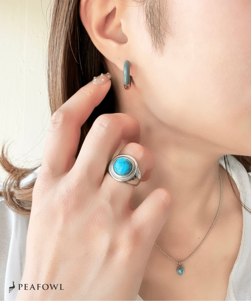 Retro Volume Stone Ring - peafowl