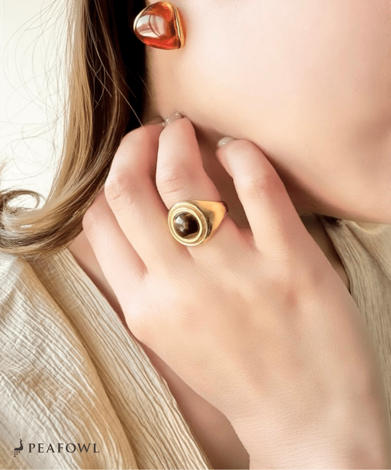 Retro Volume Stone Ring - peafowl