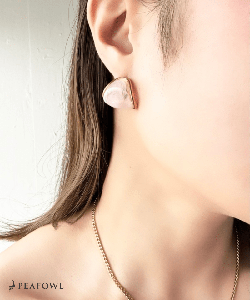 Soft Nuance Stone Pierce - peafowl
