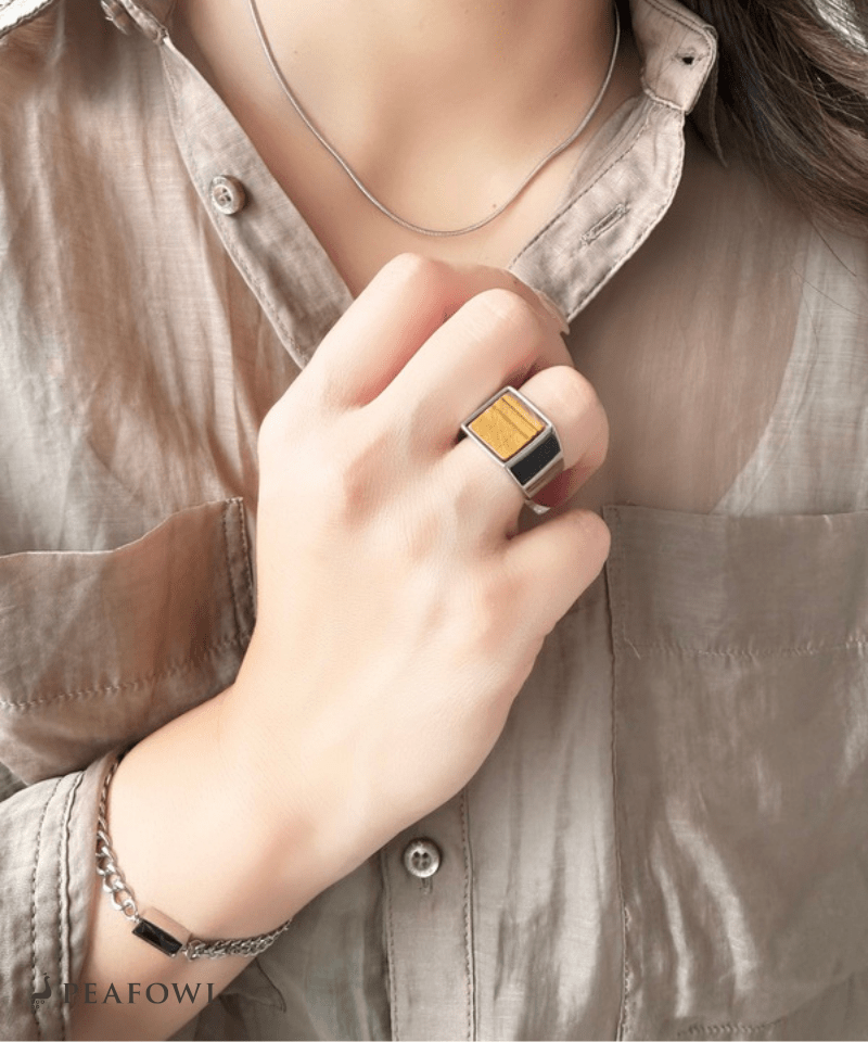 Square Plate Stone Ring - peafowl
