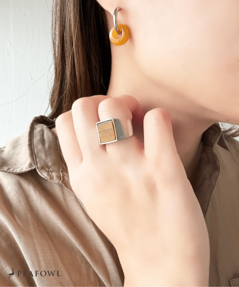 Square Plate Stone Ring - peafowl
