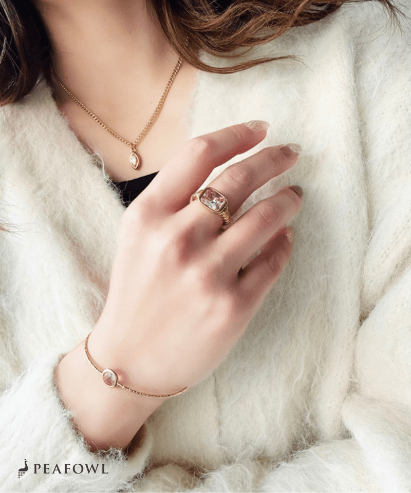 Twist Square Zircon Ring - peafowl